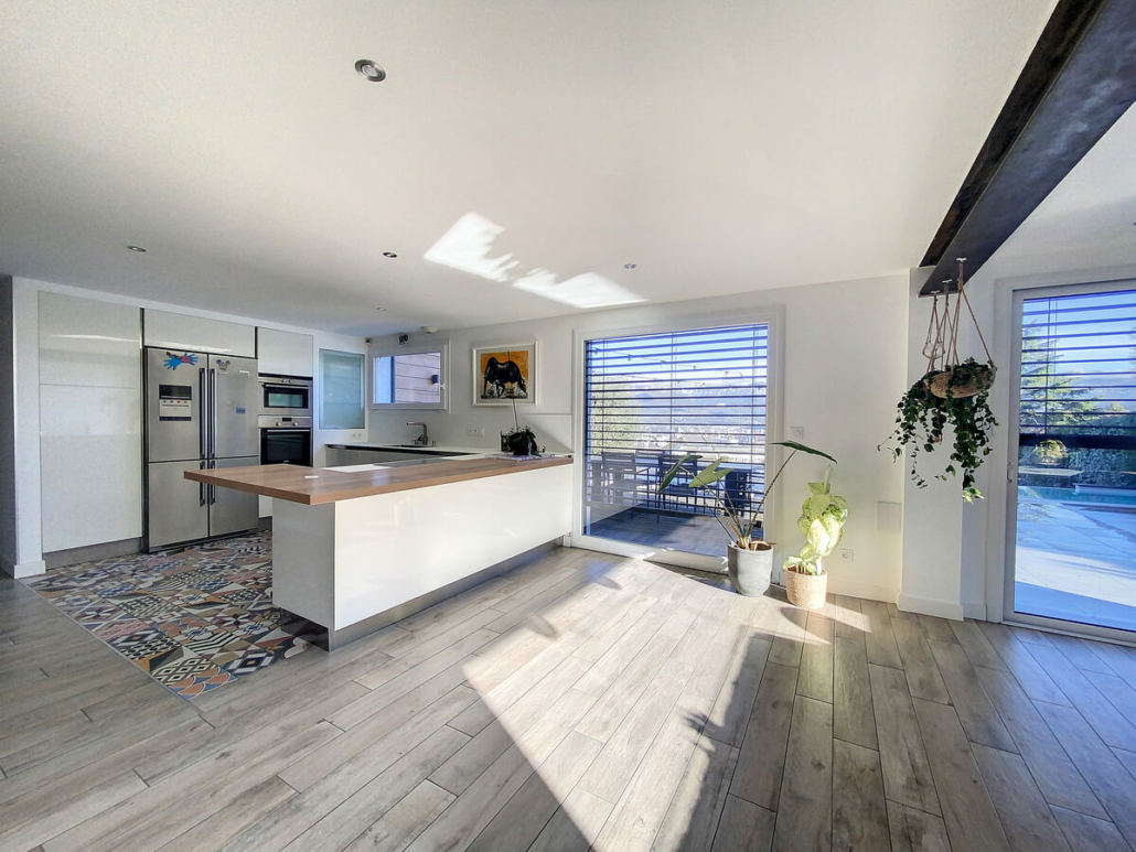 Vimines – Villa moderne avec superbe vue dégagée !