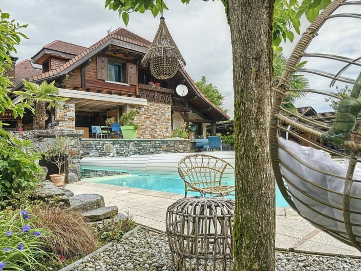 Grignon – Maison de charme avec piscine et jolies prestations !