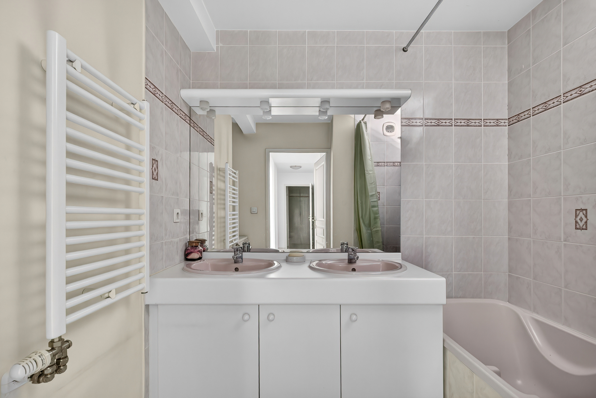 photo_282651b21c4855ce4cd6d6f23f5d30e0