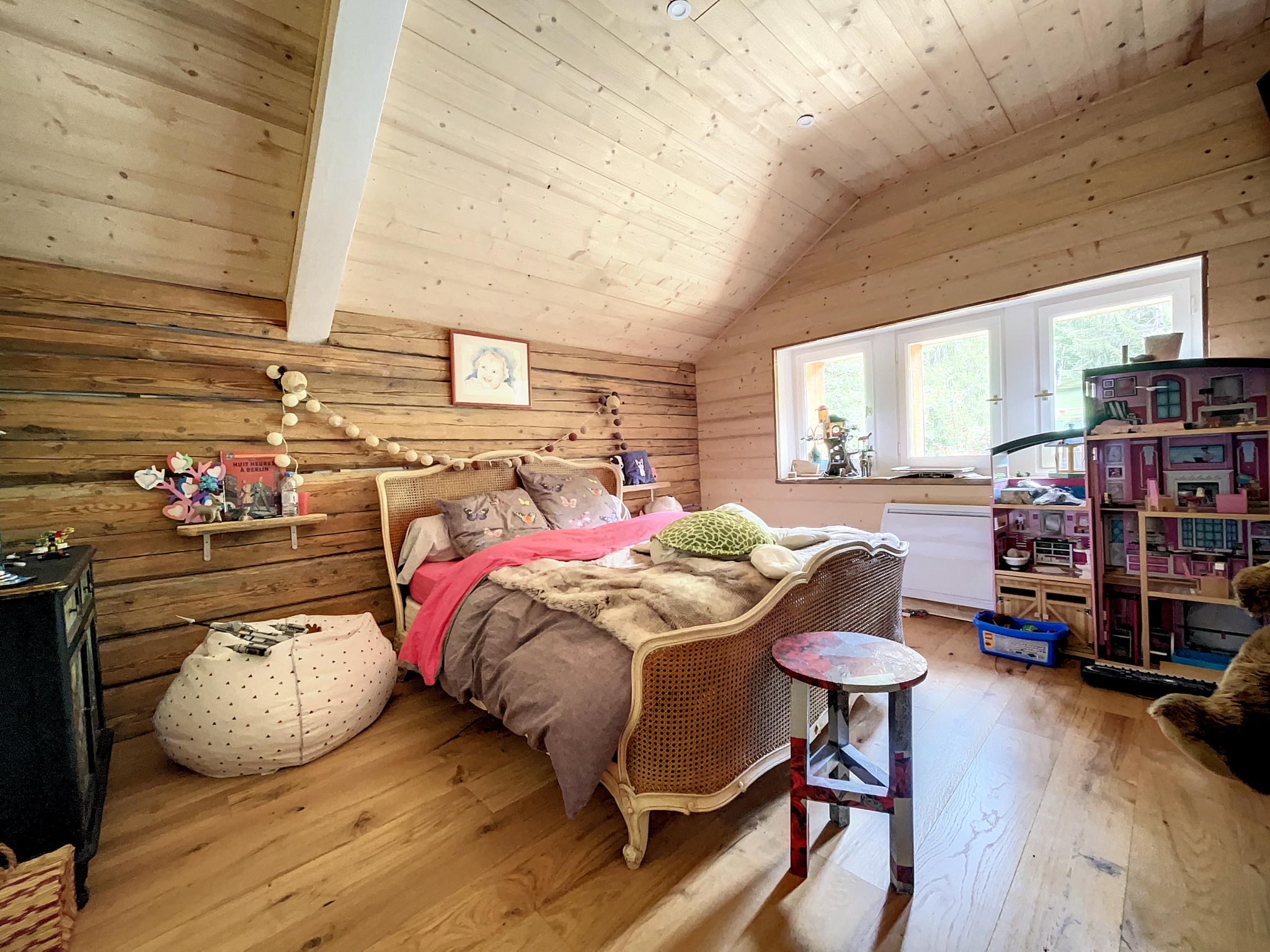 photo_447073511edc439845e90a0d31484363