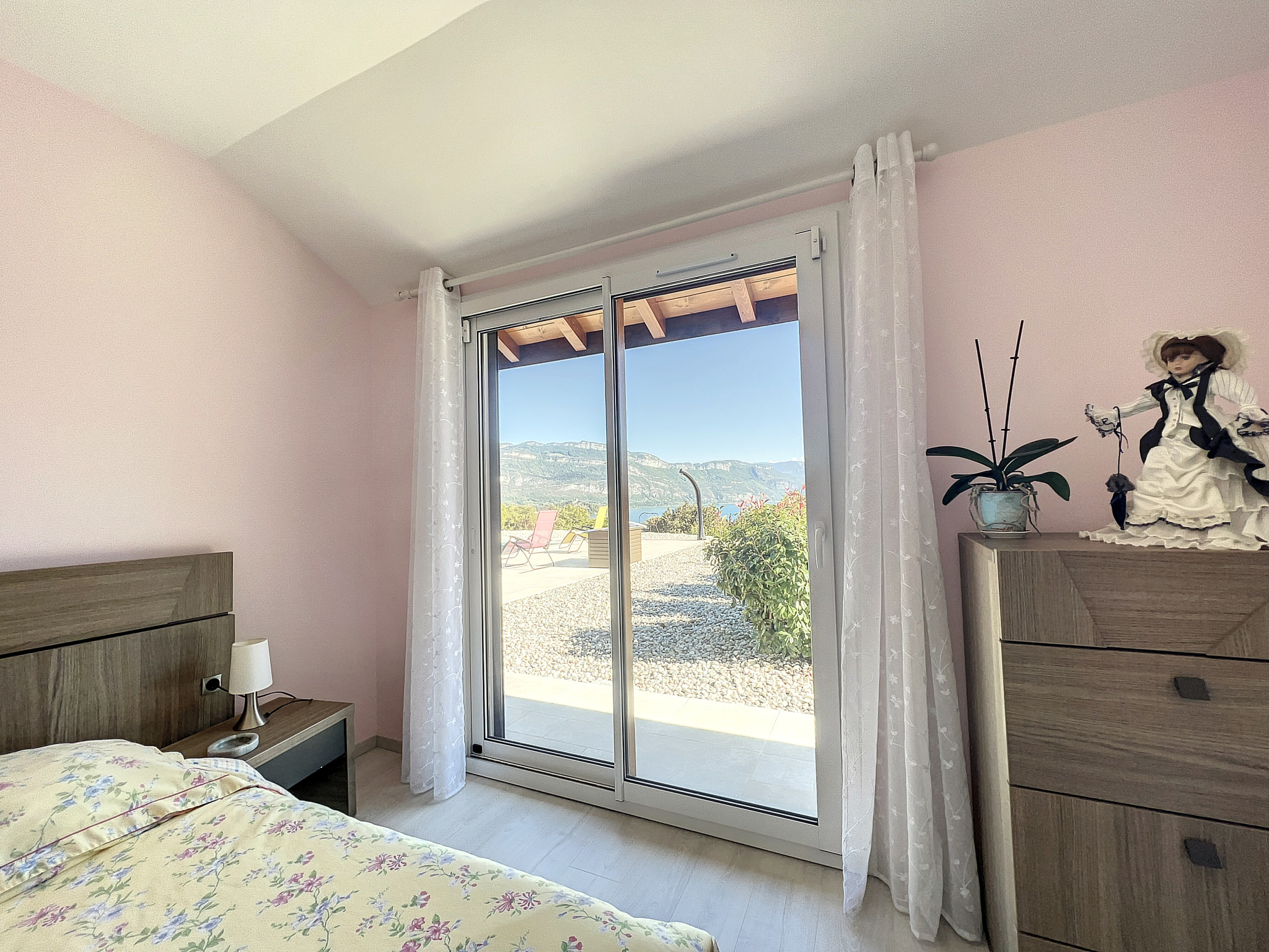 photo_4597e6077db440e1e9e79258d3951bce