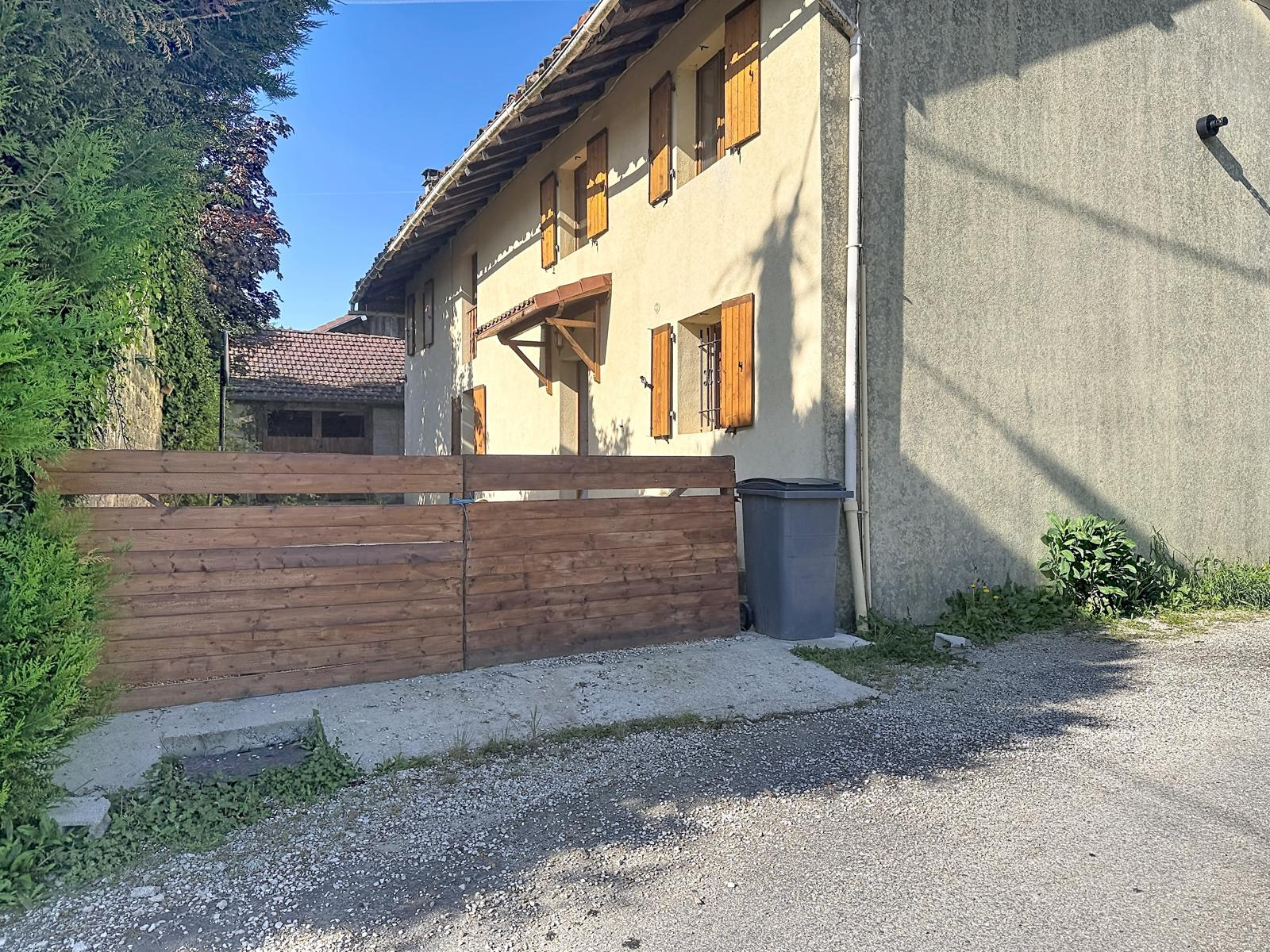 photo_48fa1abe27064feabe24d1e782952279