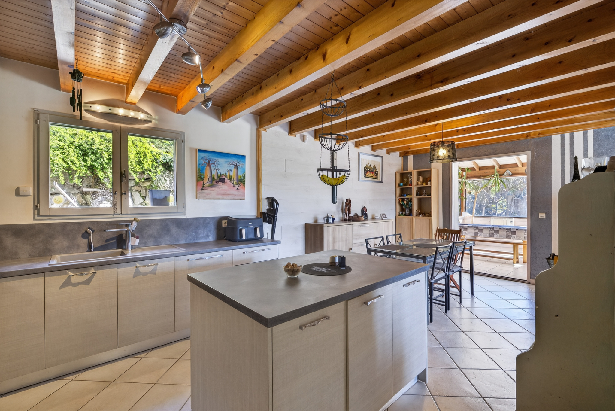 photo_d56feee0a3717fcd62a0198261398a66